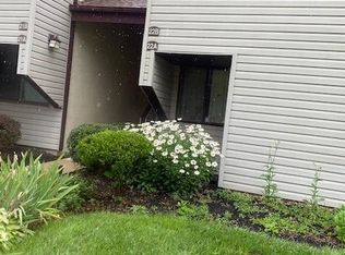 22 E Daisy Ln #A, Mount Laurel, NJ 08054