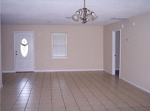 2nd image of 1045 Fenton Ct