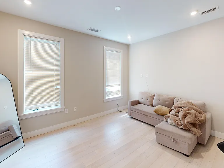 197 Green St #206 — Photo 7