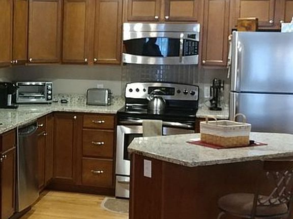 3rd image of 216 Reservoir St APT 208