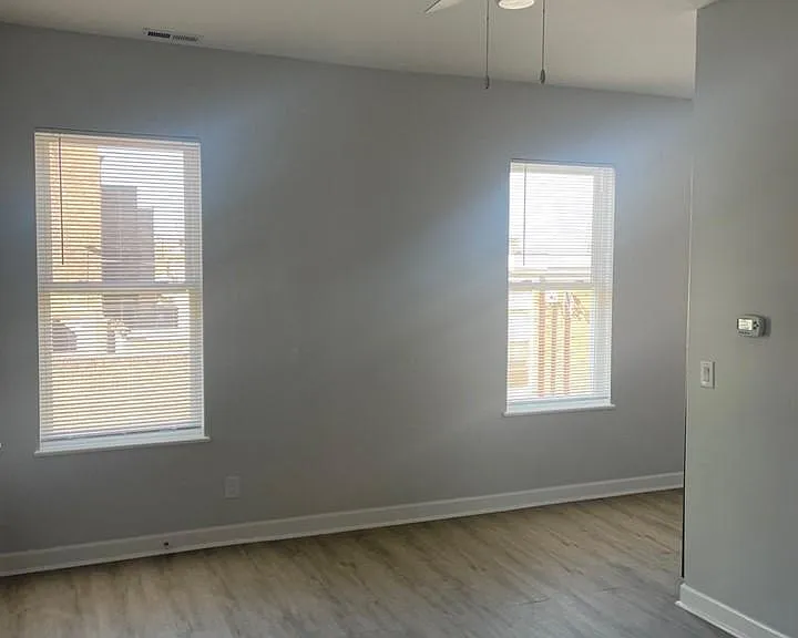 216 Findlay St #THREE — Photo 4