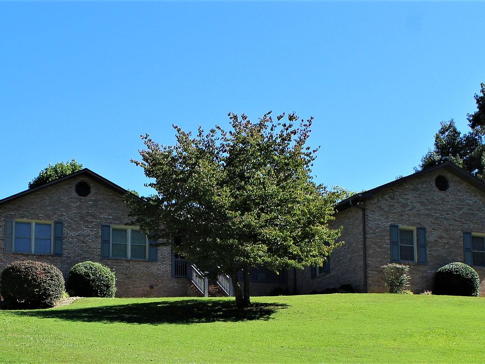 1st image of 120 Woodmont Dr