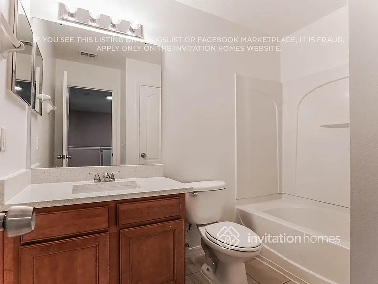 7148 Five Oaks Dr — Photo 16