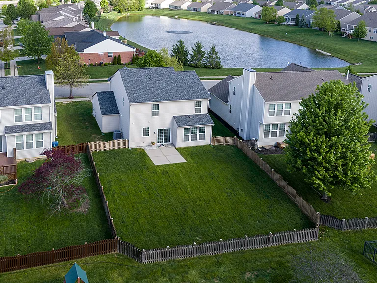 14047 Avalon Blvd — Photo 2