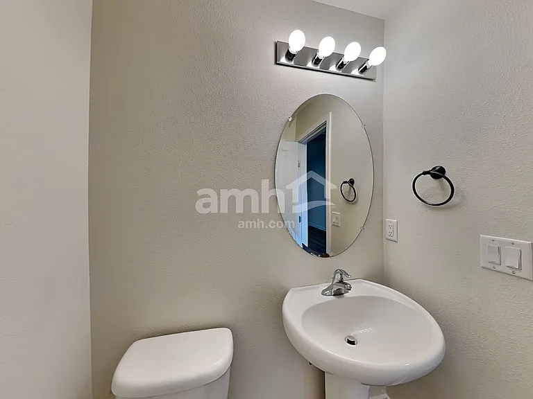 348 Lolo Trail Ave — Photo 9