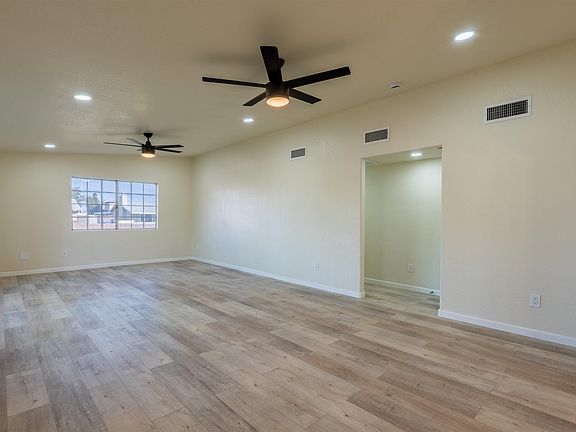 5th image of 501 W 18th St