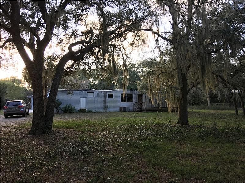 1st image of 6703 Spinner Dr