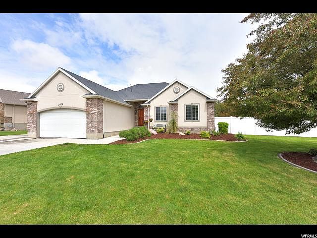 1st image of 3872 W Mendocino Dr