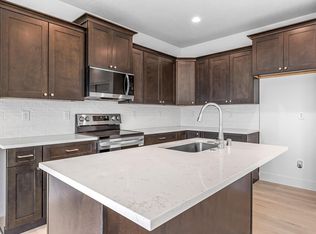 7479 Grapevine Ct, West Richland, WA 99353