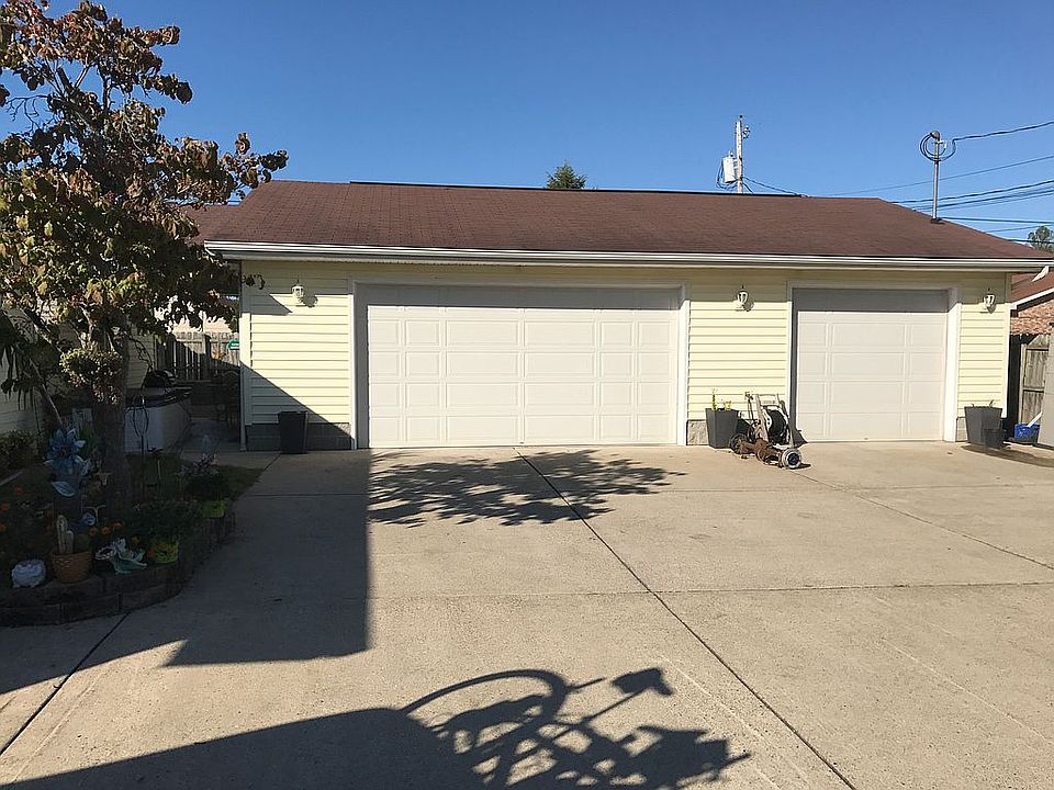 1st image of 306 Wildwood Dr