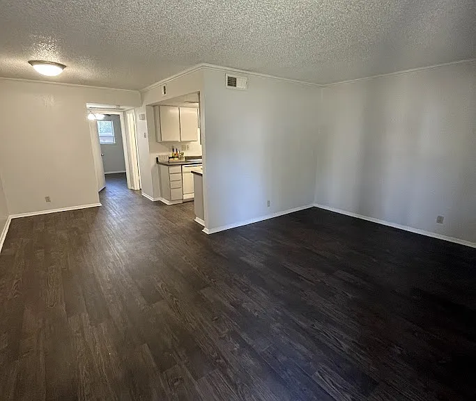 Juniper Springs Apartments — Photo 53
