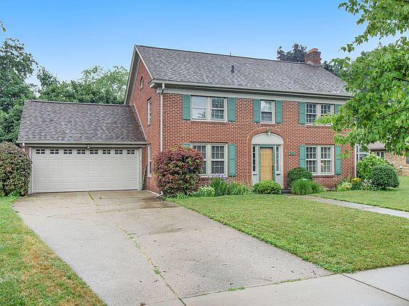2nd image of 205 Orchard Ave