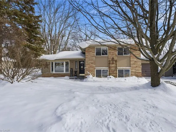 34 Carey St, Flamborough, ON L8B 0L5