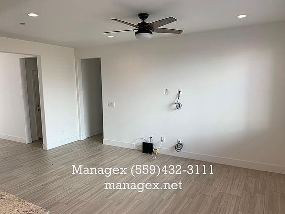 3rd image of 845 Orchard Hills Dr