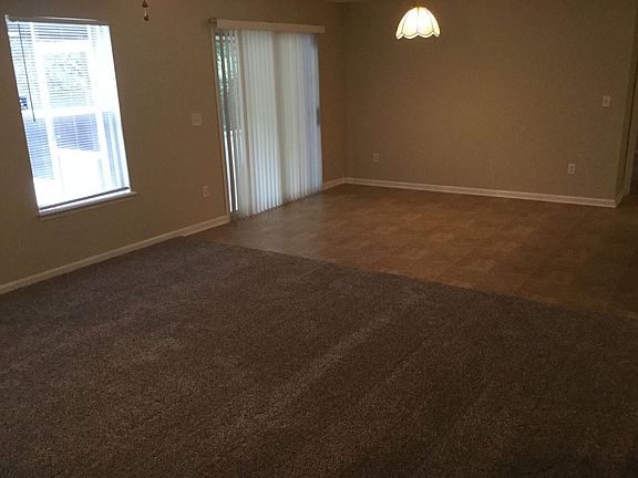 3rd image of 13581 E Ashford Wood Ct