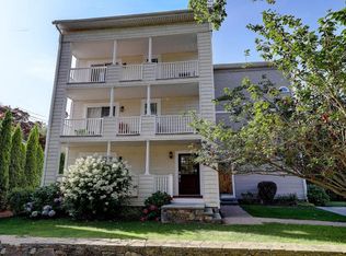 3 William St #3, Bristol, RI 02809