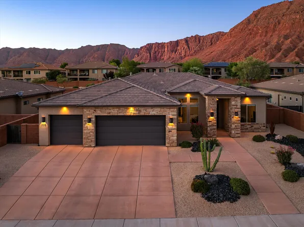 336 W Redstone Ct, Ivins, UT 84738