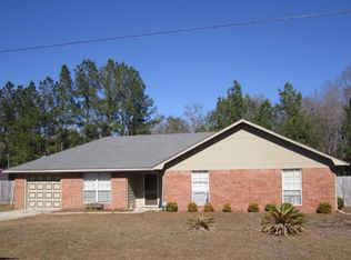 231 Hunters Branch Dr, Allenhurst, GA 31301
