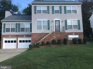 801 Broderick Dr, Oxon Hill, MD 20745