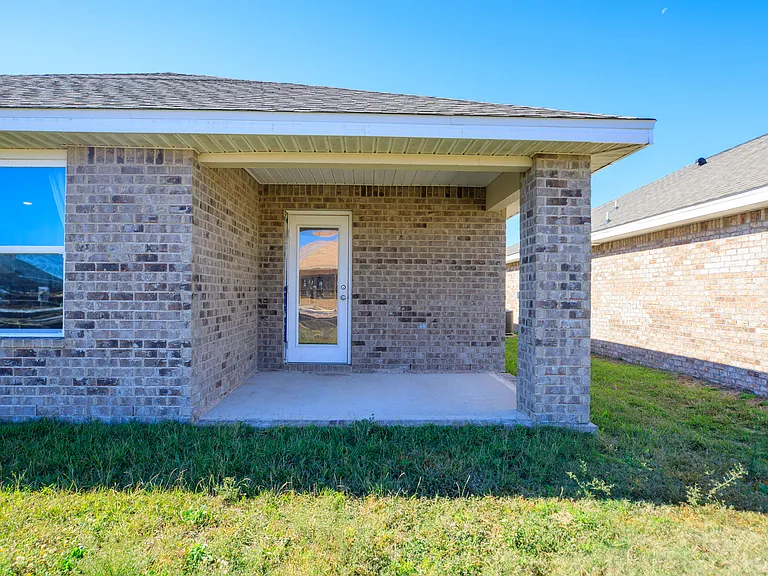 4652 Honor Guard Way — Photo 24