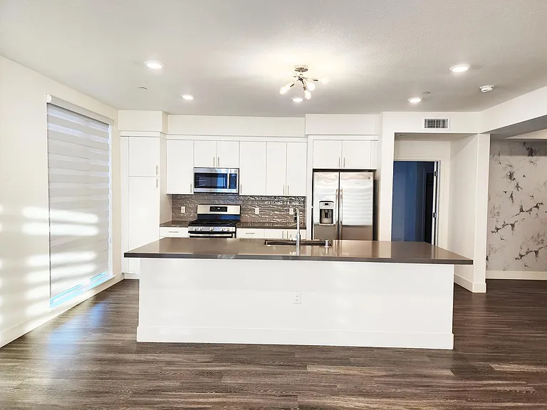 5933 Sunstone Dr — Photo 12