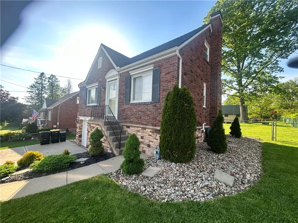 2666 Broad St, Bethel Park, PA 15102