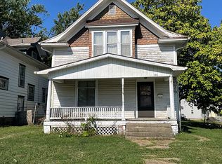 1011 SW Mulvane St, Topeka, KS 66604