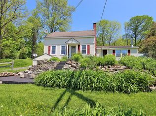 49 Main Rd, Tyringham, MA 01264