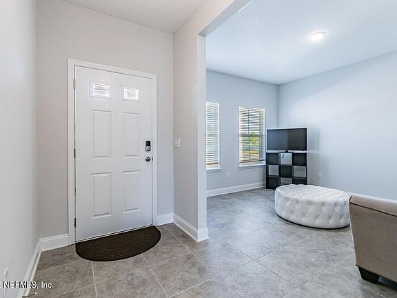 5th image of 261 Maybeck Dr