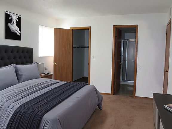 4th image of 854 W Battlement Pkwy #6c3f920cc