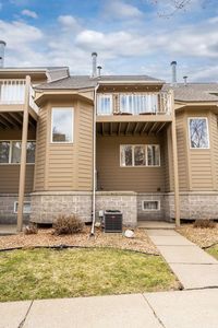 2867 Kenwood Isles Dr, Minneapolis, MN, 55408