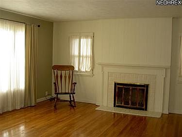 3rd image of 3766 Brookside Dr