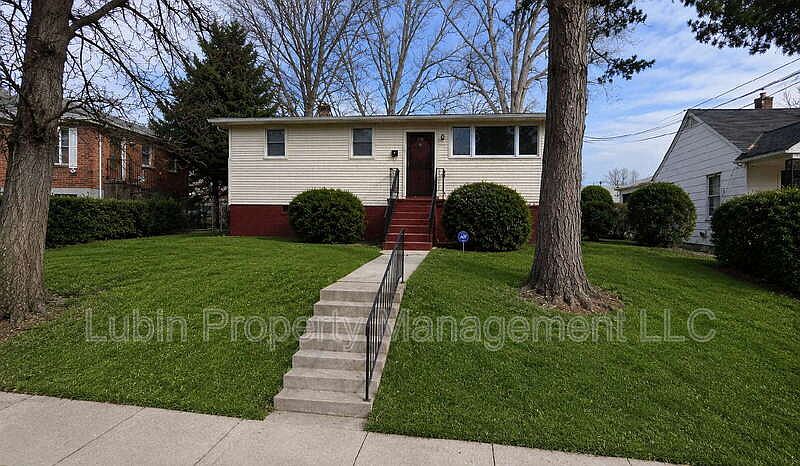 1st image of 258 Modder Ave