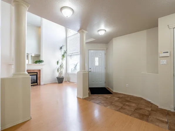 14503 131st St NW, Edmonton, AB T6V 1G8