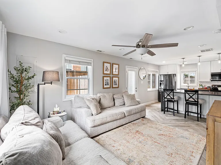 5820 Fifer Dr — Photo 4