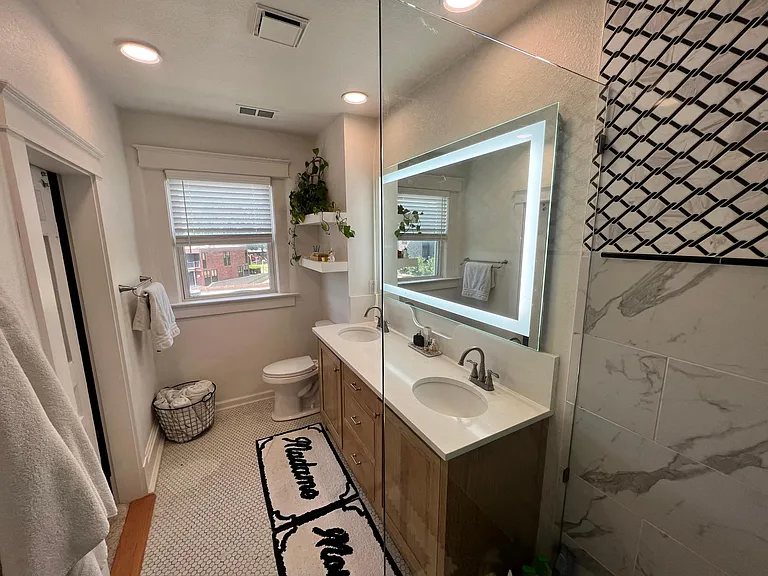 2733 Gillham Rd #3 — Photo 9