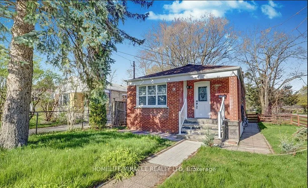 3 bed, $2,400 — Photo 2