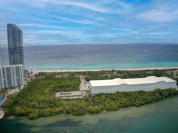 300 Bayview Dr APT 2108, Sunny Isles Beach, FL 33160