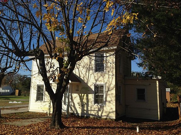 5th image of 2309 Bacon St