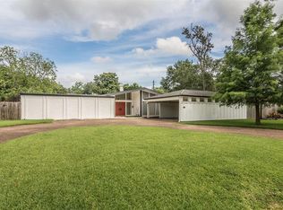 104 Lakeshore Dr, Seabrook, TX 77586