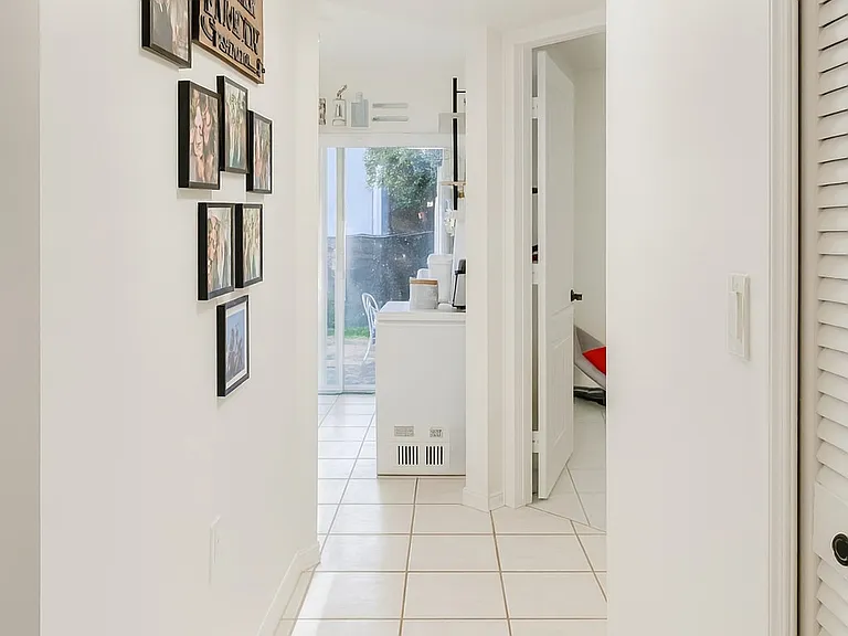 2200 NW 78th Ave #105 — Photo 6