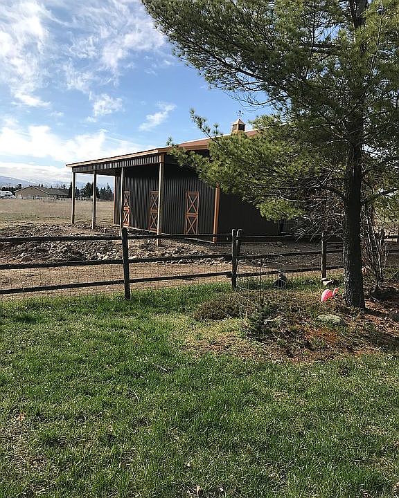 5 acres w/home and barn