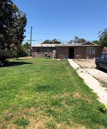 2nd image of 252 Santa Mariana Ave