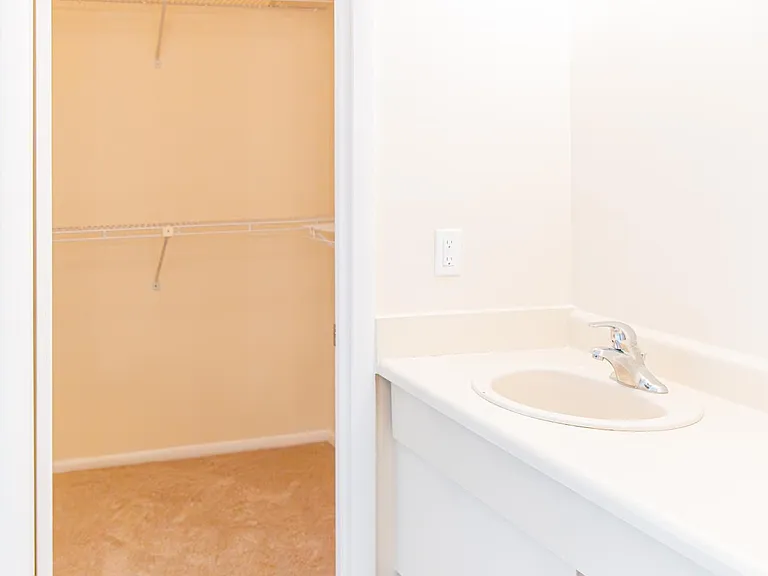 3817 Rolling Way — Photo 17