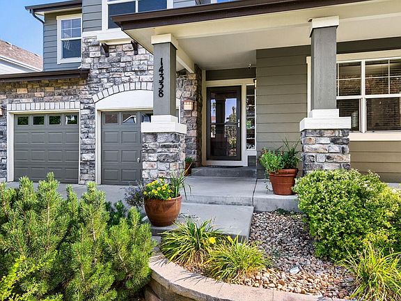 3rd image of 14338 Lakeview Ln