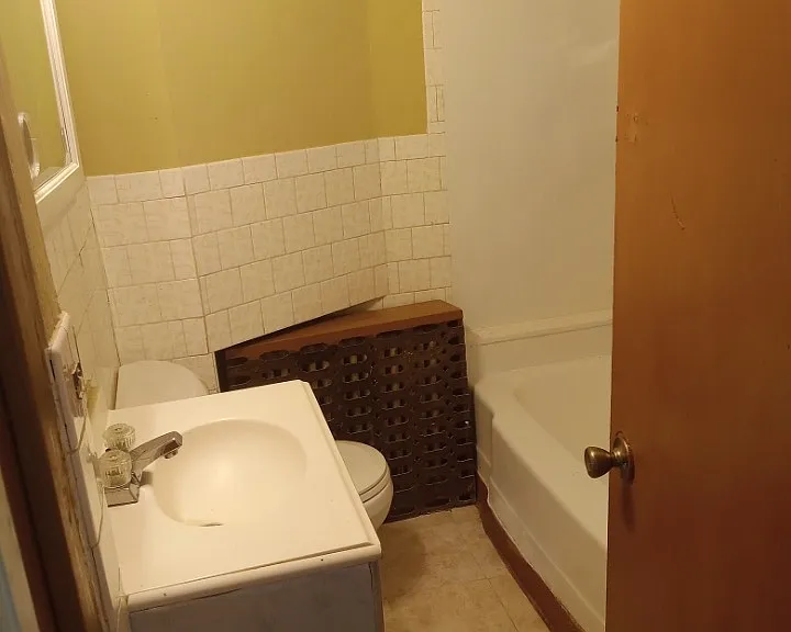 903 Broadway Ave #1 — Photo 11