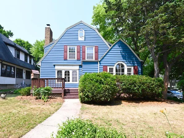 3495 N Maryland AVENUE, Milwaukee, WI 53211