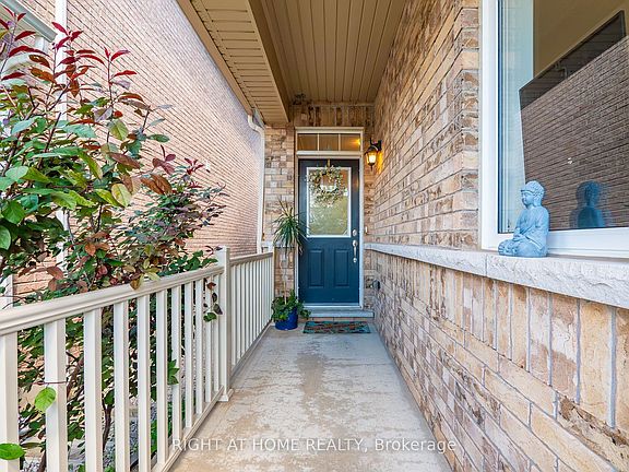 4th image of 180 Spring Creek Dr