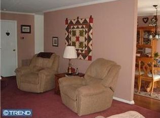202 Colettes Ct, North Wales, PA