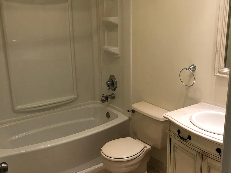 Main Bathroom